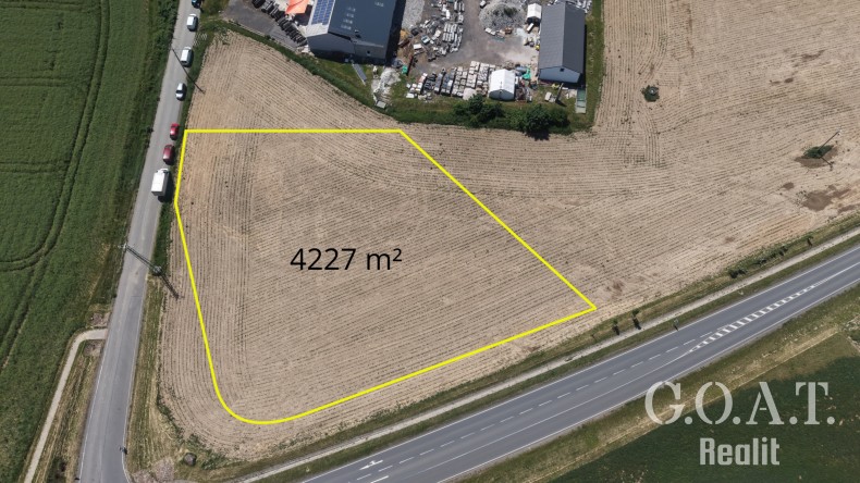 Prodej pole 22473 m² Hrádek - Nová Huť