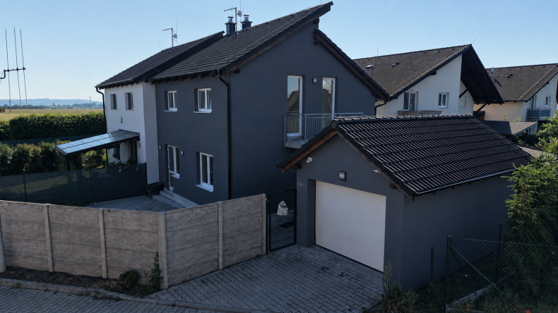 Prodej rodinného romu 90 m², pozemek 157 m² Vejprnice