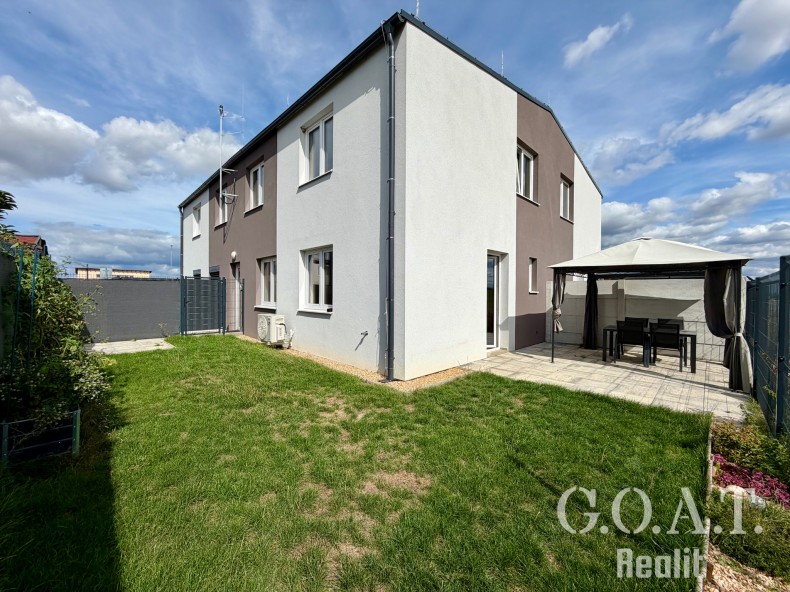 Prodej mezonetového bytu 4+kk 79 m² Vochov