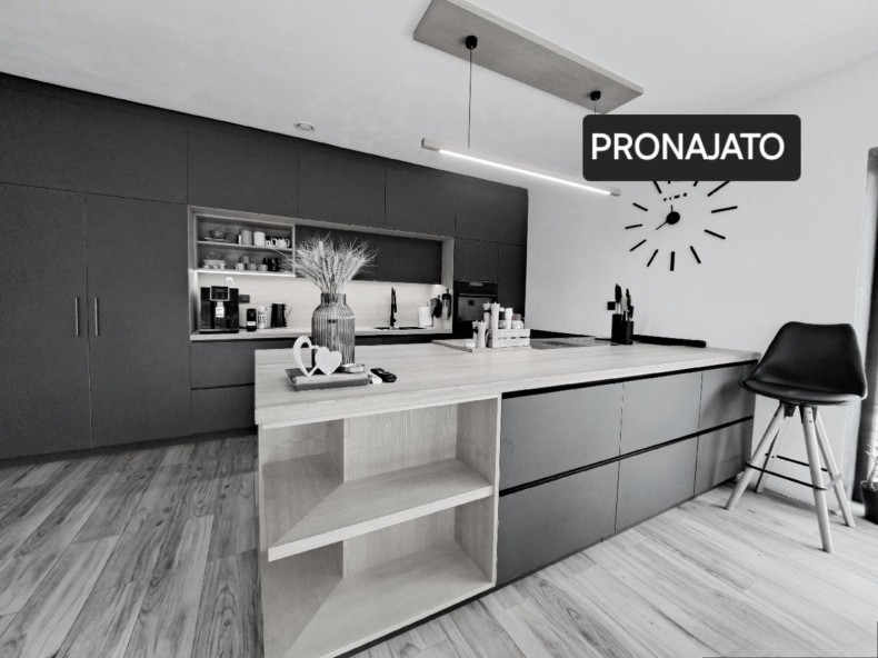 Pronájem rodinného domu 140 m², pozemek 1 300 m² Pronájem rodinného domu 140 m², pozemek 1 300 m²