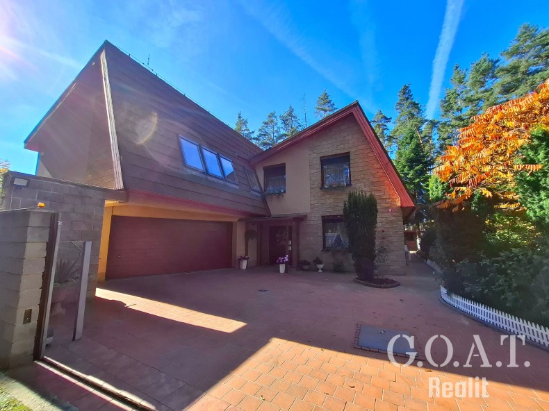 Prodej rodinného domu 279 m², Plzeň - Lhota