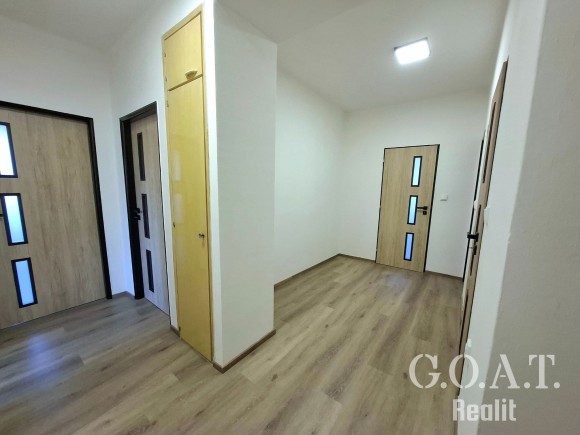 Prodej bytu 3+1 77 m² (foto 11)