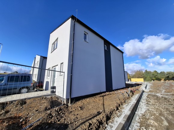 Prodej rodinného domu 95 m², pozemek 120 m² Bdeněves (foto 1)