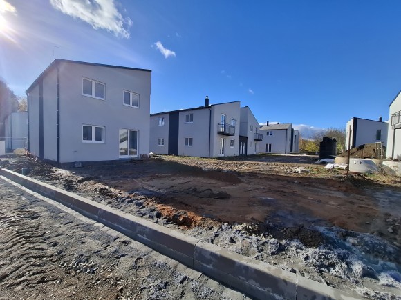 Prodej rodinného domu 95 m², pozemek 120 m² Bdeněves (foto 2)