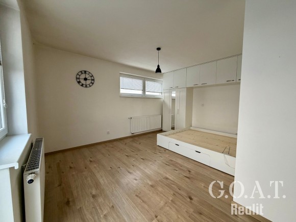 Pronájem bytu 1+kk 38 m² (foto 5)