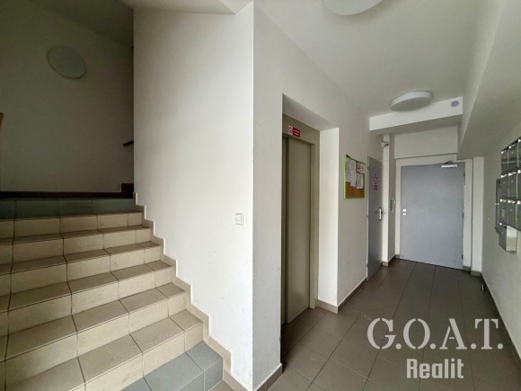 Pronájem bytu 1+kk 38 m² (foto 14)