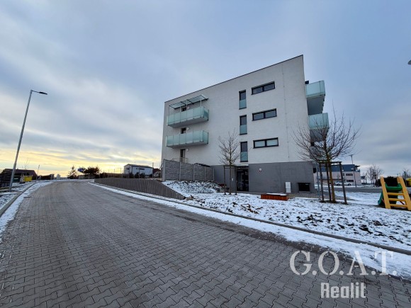 Pronájem bytu 1+kk 38 m² (foto 19)