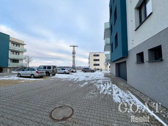 Pronájem bytu 1+kk 38 m² (foto 21)