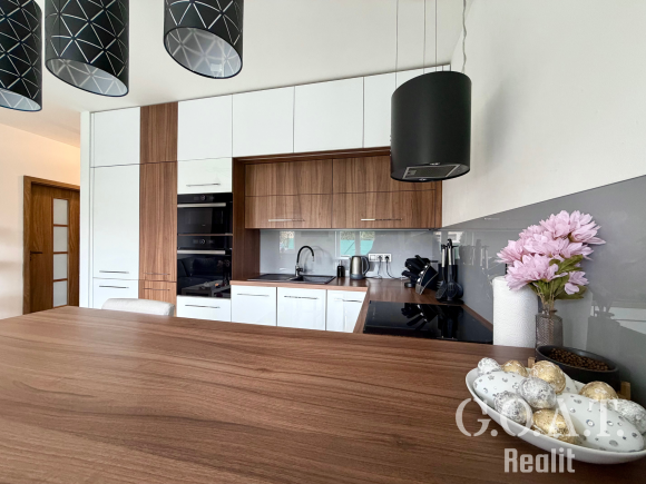 Prodej bytu 2+kk 50 m², Vochov (foto 1)