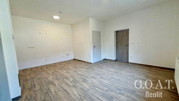 Prodej rodinného domu 90 m², pozemek 1500 m² Přehýšov (foto 12)