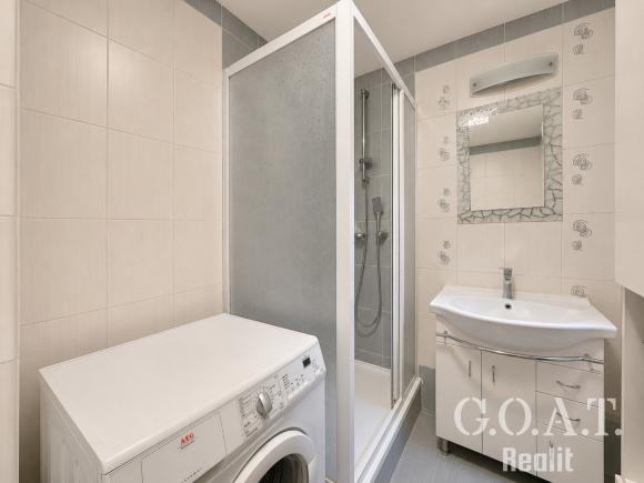 Prodej bytu 3+1 72 m² Strážnická, Plzeň - Severní Předměstí (foto 17)