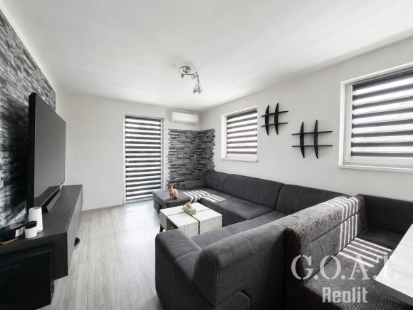 Prodej bytu 4+kk 74 m² Línská, Vejprnice (foto 5)