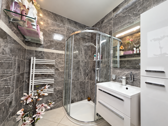 Prodej bytu 3+kk 68 m² Vochov (foto 14)