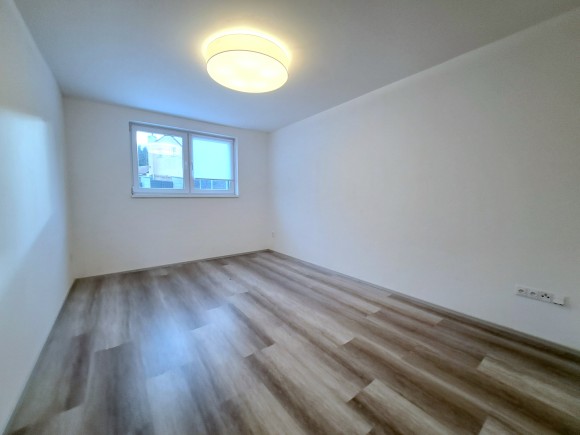 Prodej rodinného domu 4+kk , Vejprnice (foto 13)